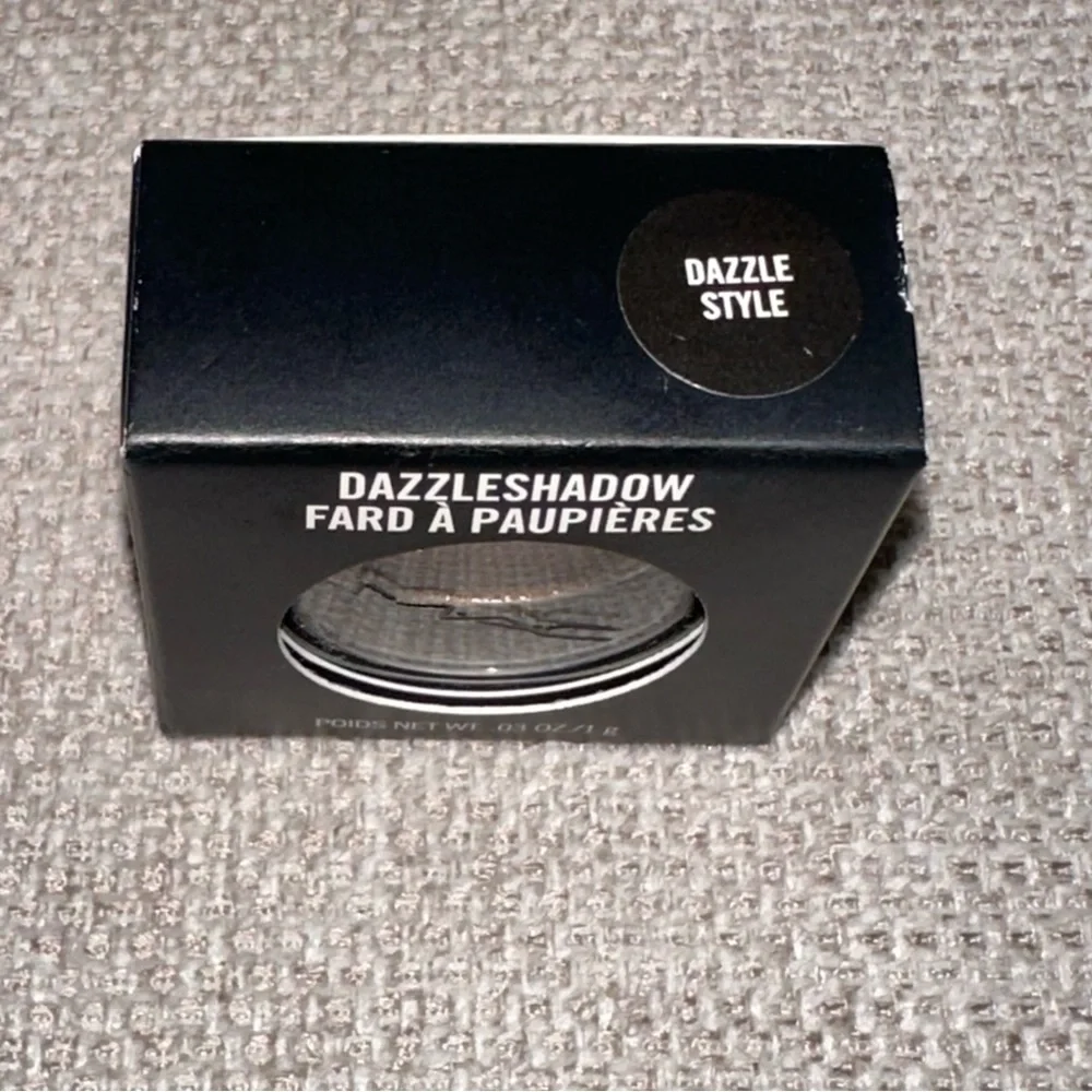 MAC Dazzleshadow Eyeshadow - Dazzle Style